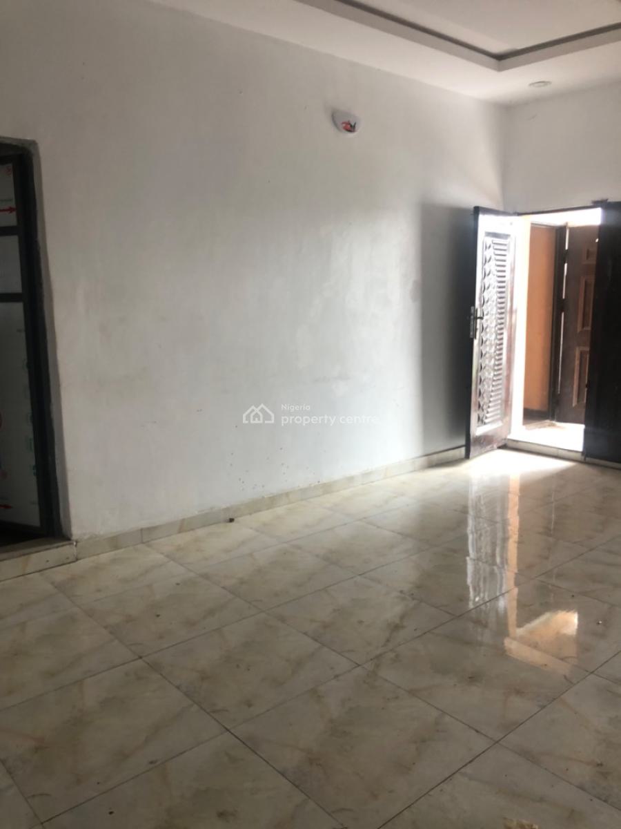 2 Bedroom Upstairs, Miracle Zone Estate, Sangotedo, Ajah, Lagos, Flat / Apartment for Rent