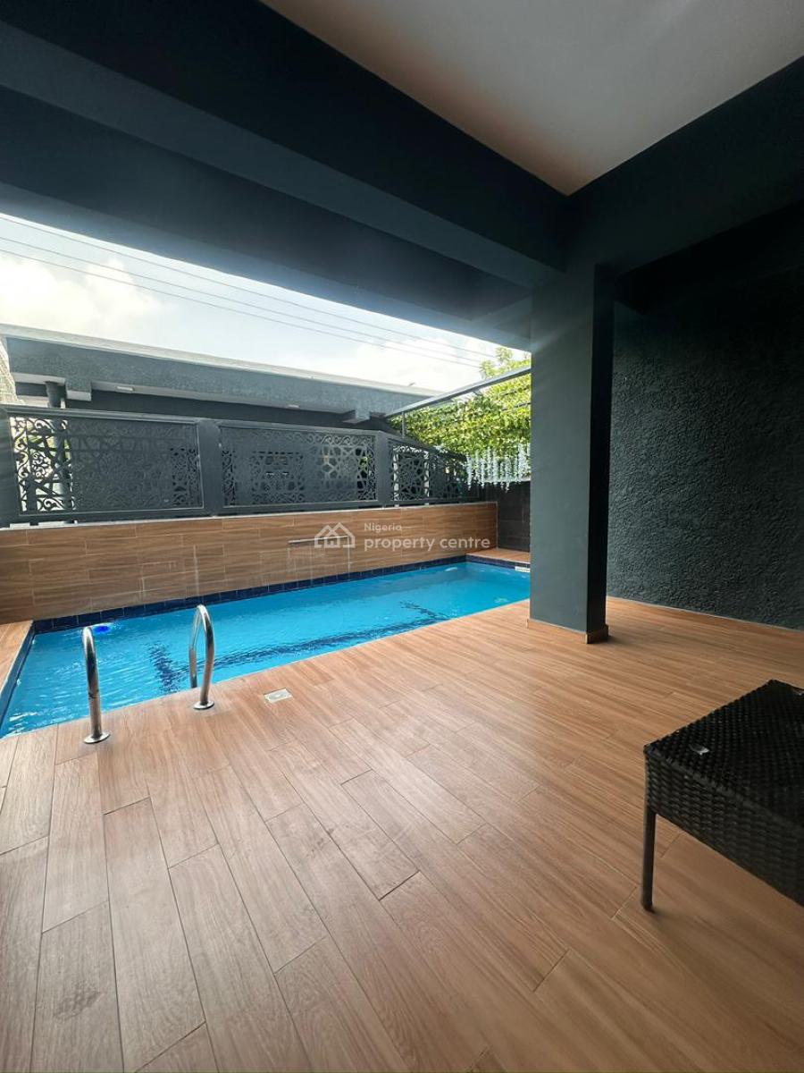 Spaciously 3 Bedroom Apartment with Swimming Pool & Elevator, Lekki Phase 1, Lekki, Lagos, Flat / Apartment for Sale