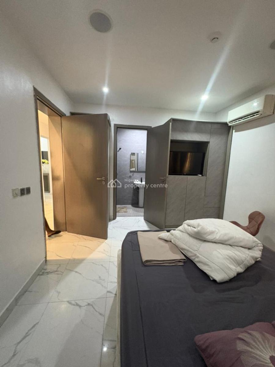 1 Bedroom Apartment -- Lekki, Ikate, Lekki, Lagos, Flat / Apartment for Rent