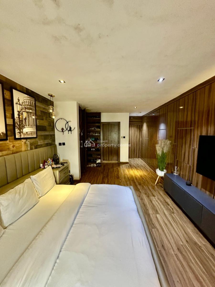 Waterfront Furnished 3 Bedroom Flat Ensuite, Off Admiralty Way, Lekki Phase 1, Lekki, Lagos, Flat / Apartment for Rent