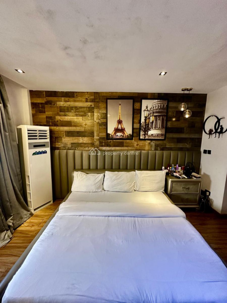 Waterfront Furnished 3 Bedroom Flat Ensuite, Off Admiralty Way, Lekki Phase 1, Lekki, Lagos, Flat / Apartment for Rent