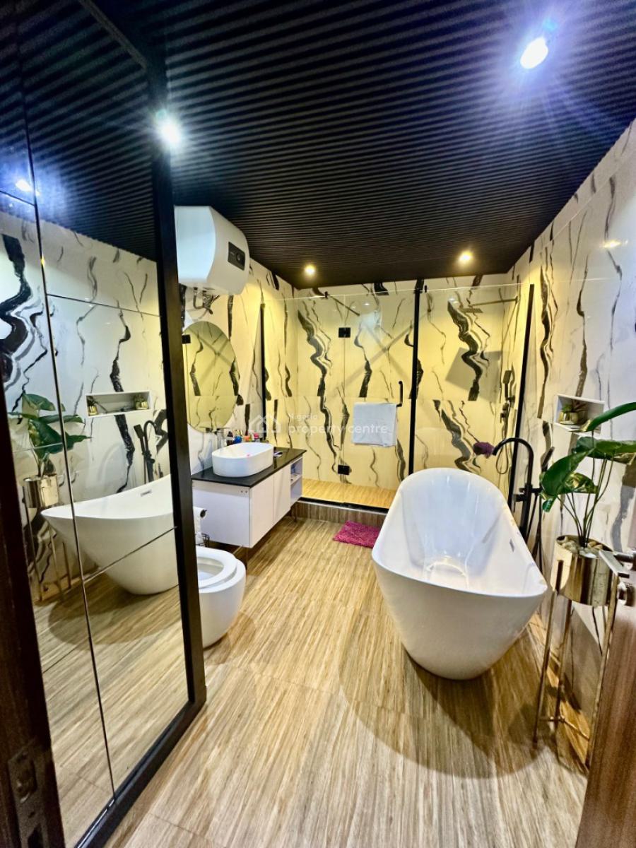 Waterfront Furnished 3 Bedroom Flat Ensuite, Off Admiralty Way, Lekki Phase 1, Lekki, Lagos, Flat / Apartment for Rent