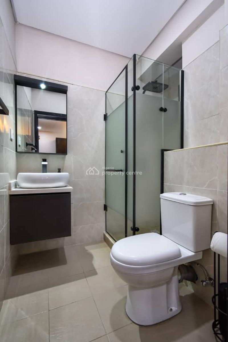 3-bedrooms Mainstone with Ps5 Available, Osapa London, Lekki, Lagos, Flat / Apartment Short Let