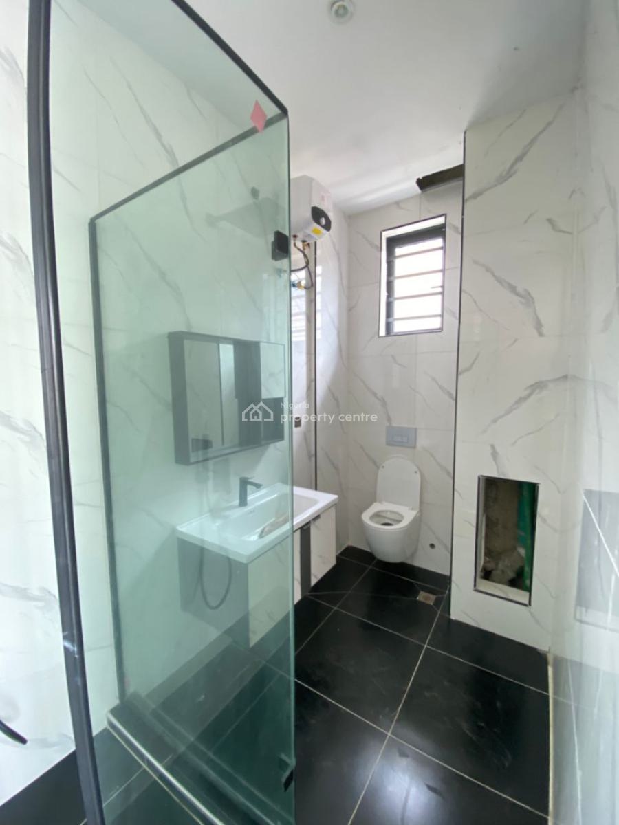 Stunning 2 Bedroom Apartment with Bq, Freedom Way, Lekki Phase 1, Lekki, Lagos, Flat / Apartment for Sale