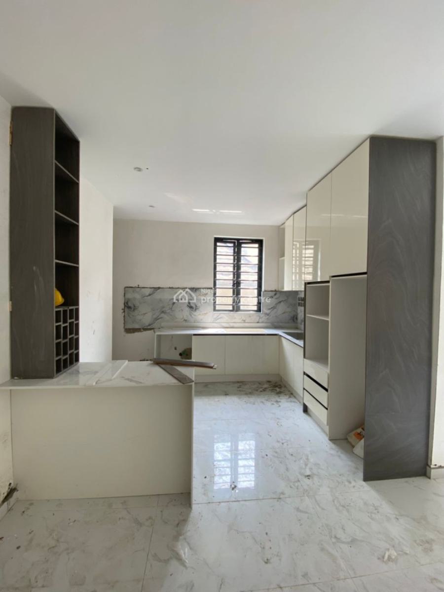 Stunning 2 Bedroom Apartment with Bq, Freedom Way, Lekki Phase 1, Lekki, Lagos, Flat / Apartment for Sale