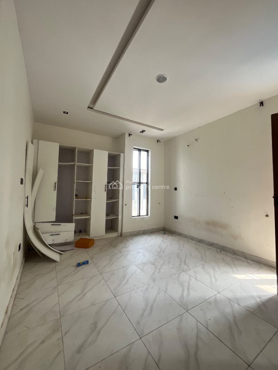 Serviced 2-bedroom Apartment in Secure Estate, Ologolo, Lekki, Lagos, Flat / Apartment for Rent