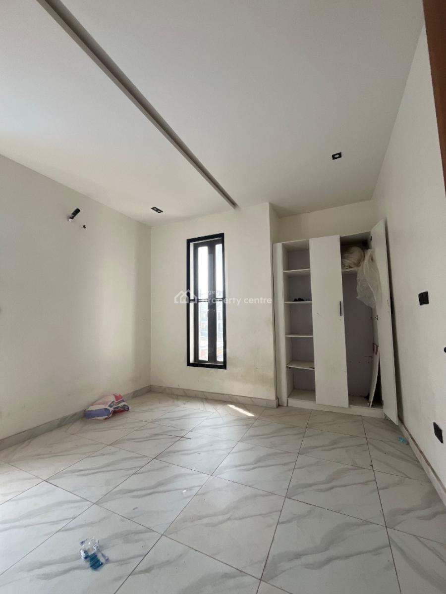 Serviced 2-bedroom Apartment in Secure Estate, Ologolo, Lekki, Lagos, Flat / Apartment for Rent