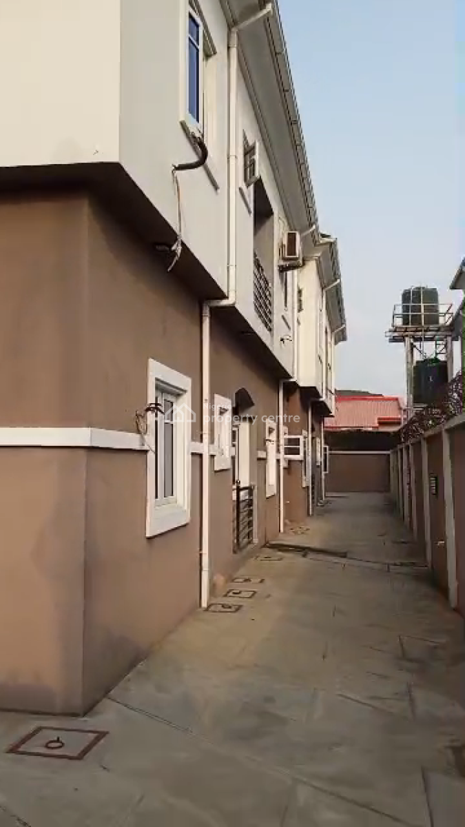 Standard 6 Units of 2 Bedroom Flat, Lakeview Estate, Amuwo Odofin, Lagos, Flat / Apartment for Rent