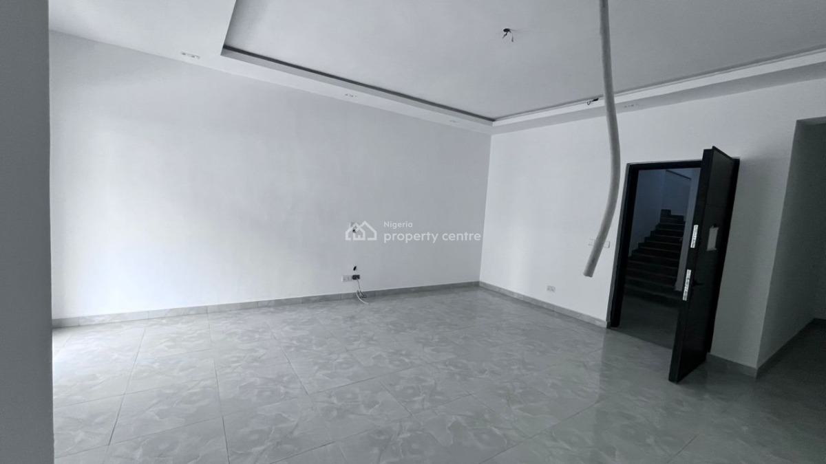 Luxury 3-bedroom Apartment with Bq., Lekki Phase 1, Lekki, Lagos, Flat / Apartment for Rent