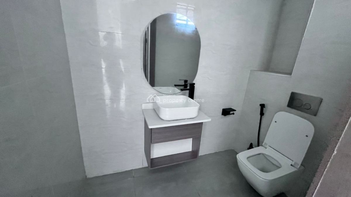 Luxury 3-bedroom Apartment with Bq., Lekki Phase 1, Lekki, Lagos, Flat / Apartment for Rent