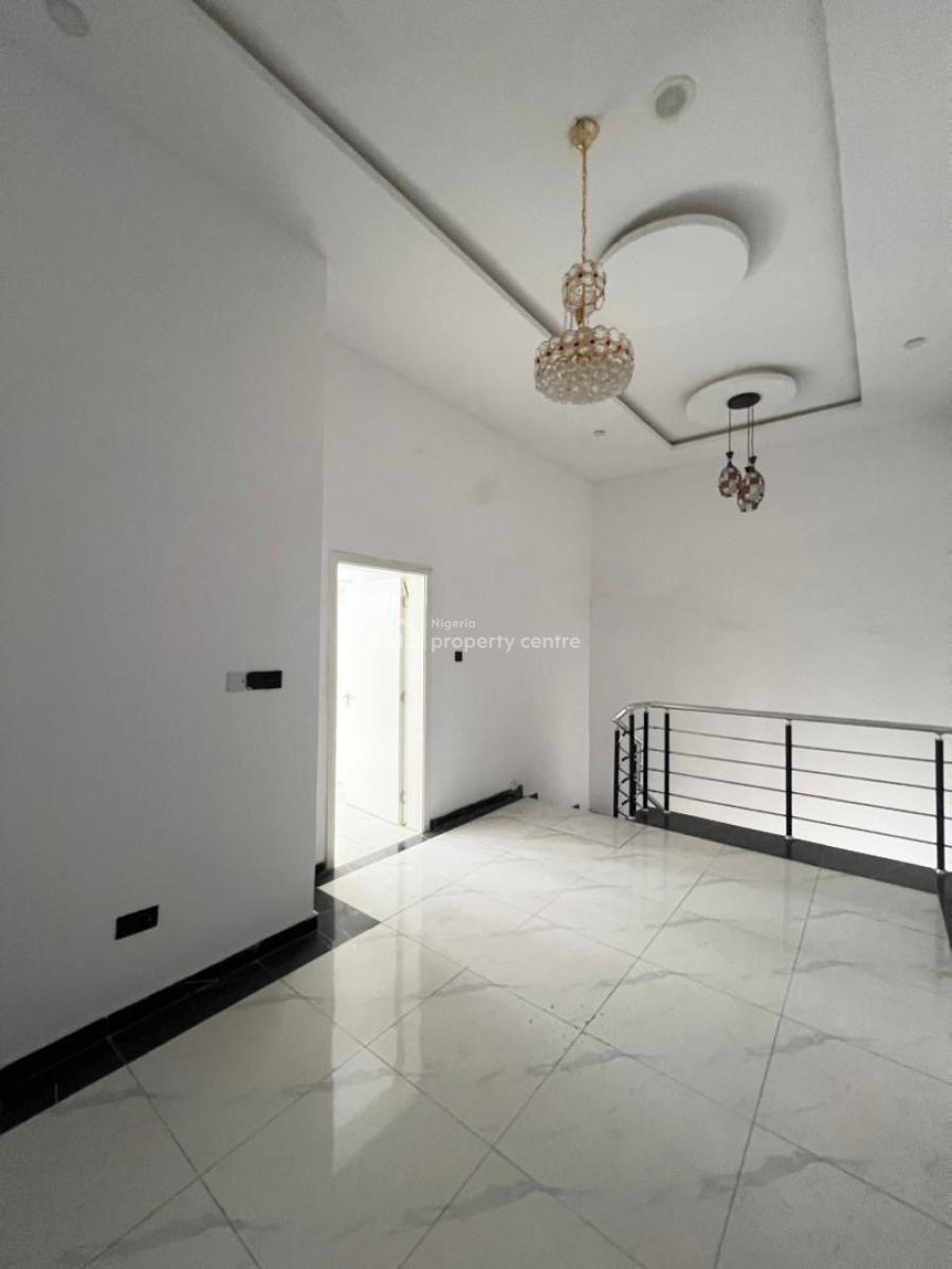 3 Bedrooms Terrace Duplex, Ikota, Lekki, Lagos, Terraced Duplex for Sale