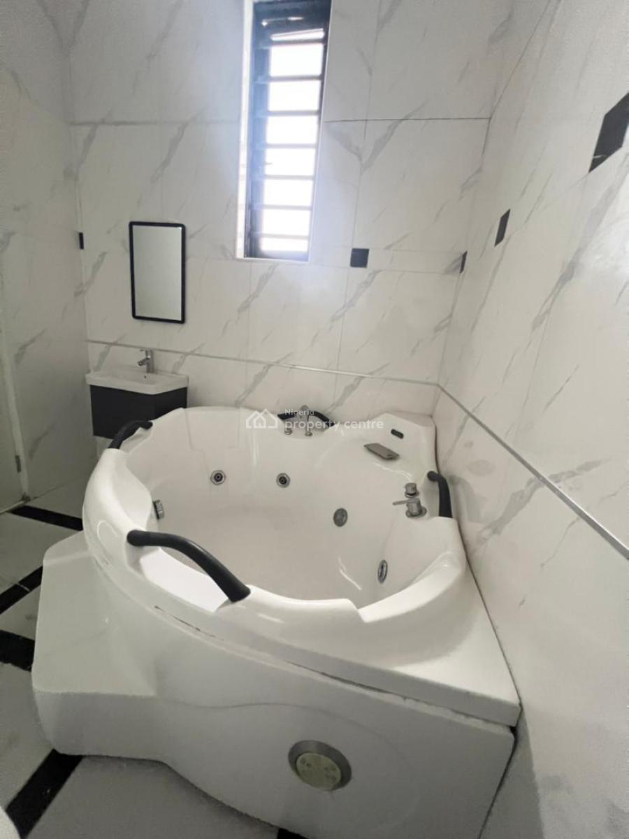 3 Bedrooms Terrace Duplex, Ikota, Lekki, Lagos, Terraced Duplex for Sale