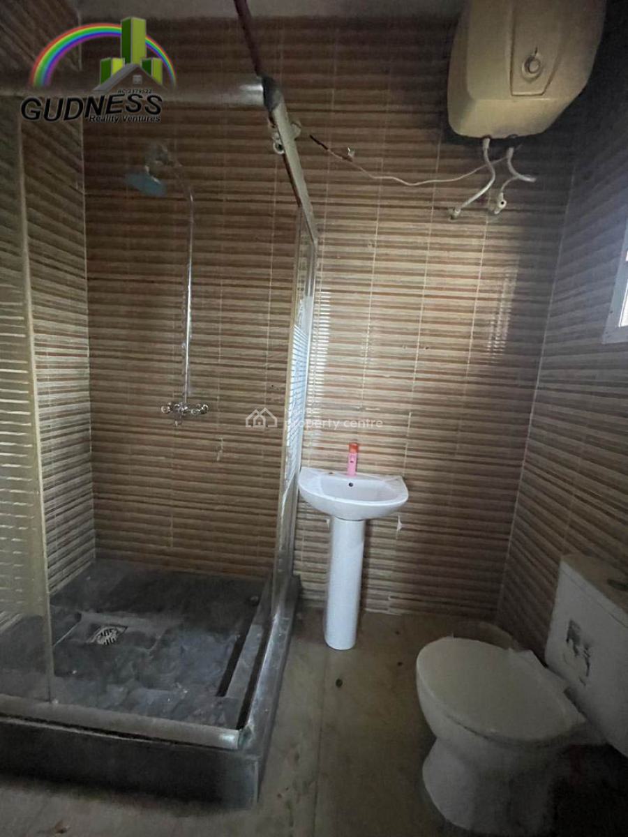 Spacious 3 Bedroom Flat, New Road, Lekki, Lagos, Flat / Apartment for Rent