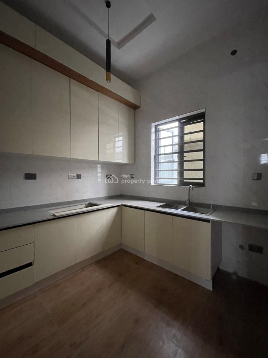 5 Bedroom Terrace Duplex, Ologolo, Lekki, Lagos, Terraced Duplex for Sale