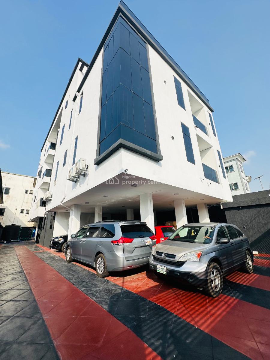 Beautifully Built 2 Bedroom Apartment with Bq & Elevator, Lekki Phase 1, Lekki, Lagos, Flat / Apartment for Sale