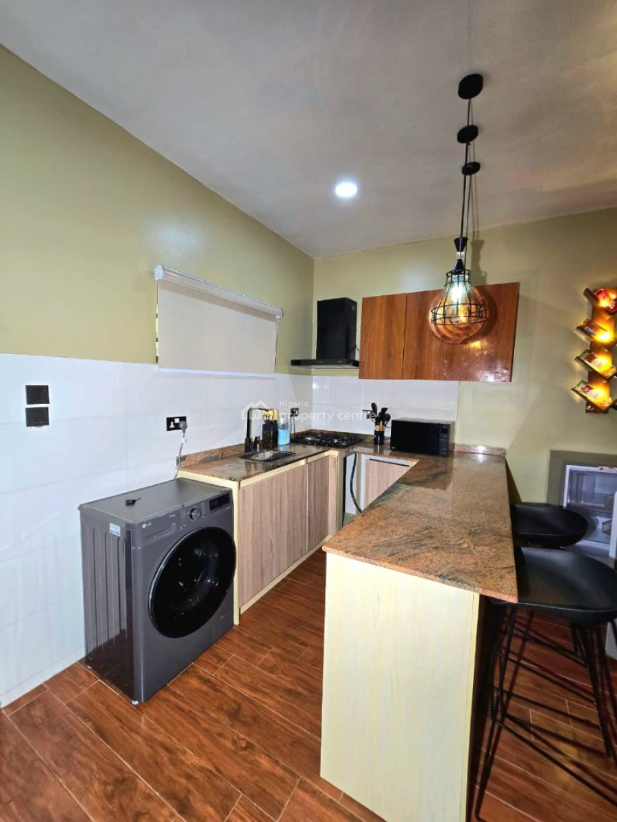 *beach Front   1-bedroom Apartment Available, Ikate Elegushi, Lekki, Lekki, Lagos, Flat / Apartment Short Let