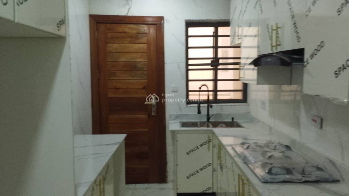 Brand New 2 Bedroom Flat, Ologolo, Lekki, Lagos, Flat / Apartment for Rent