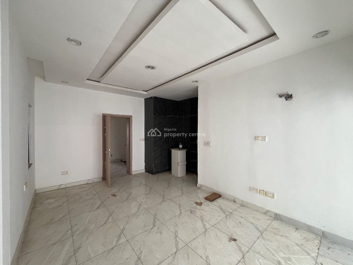 Luxury  4 Bedroom Terraced Duplex with Bq, Periwinkle Estate, Lekki Phase 1, Lekki, Lagos, Terraced Duplex for Sale