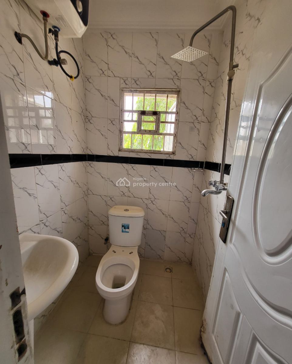 Luxurious Massive 1 Bedroom Flat, By Area 11, Garki, Abuja, Flat / Apartment for Rent