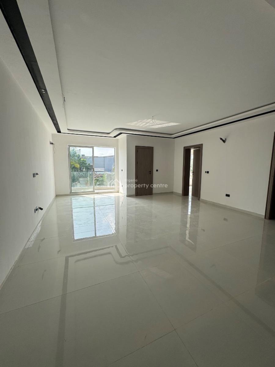 Luxury 3 Bedroom Apartment, Lekki Phase 1, Lekki, Lagos, Block of Flats for Sale