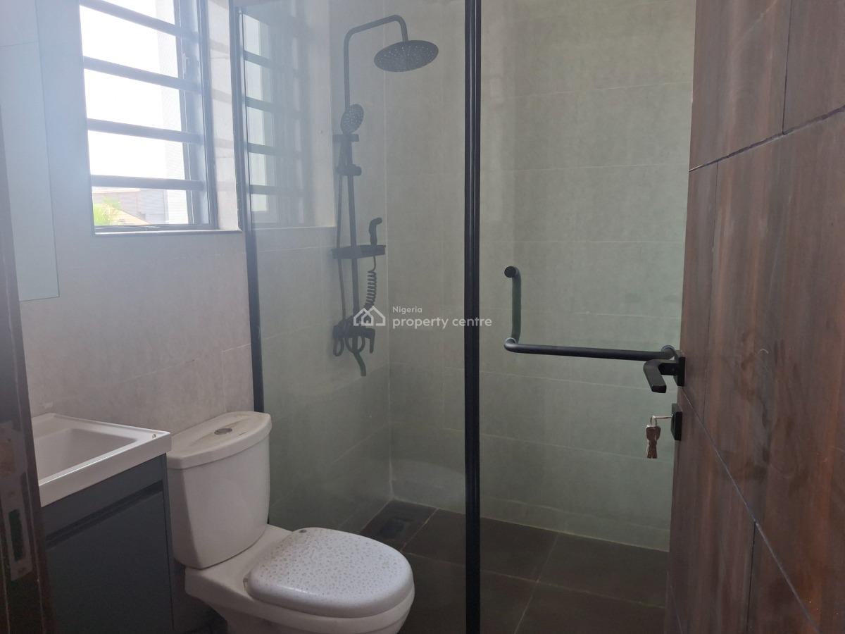 Newly Built 3 Bedroom Flat, Lekki Phase 1, Lekki, Lagos, Flat / Apartment for Rent