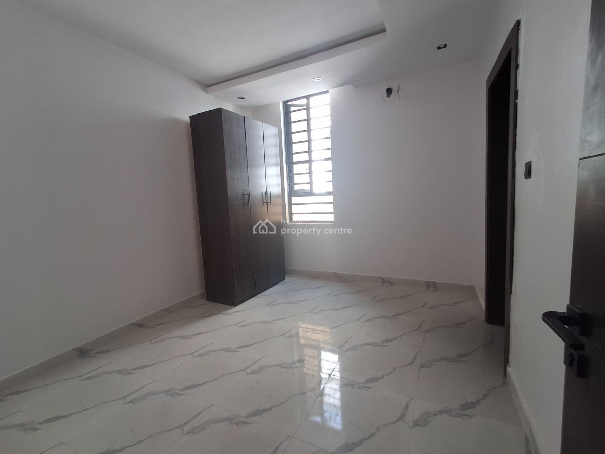 Newly Built 3 Bedroom Flat, Lekki Phase 1, Lekki, Lagos, Flat / Apartment for Rent