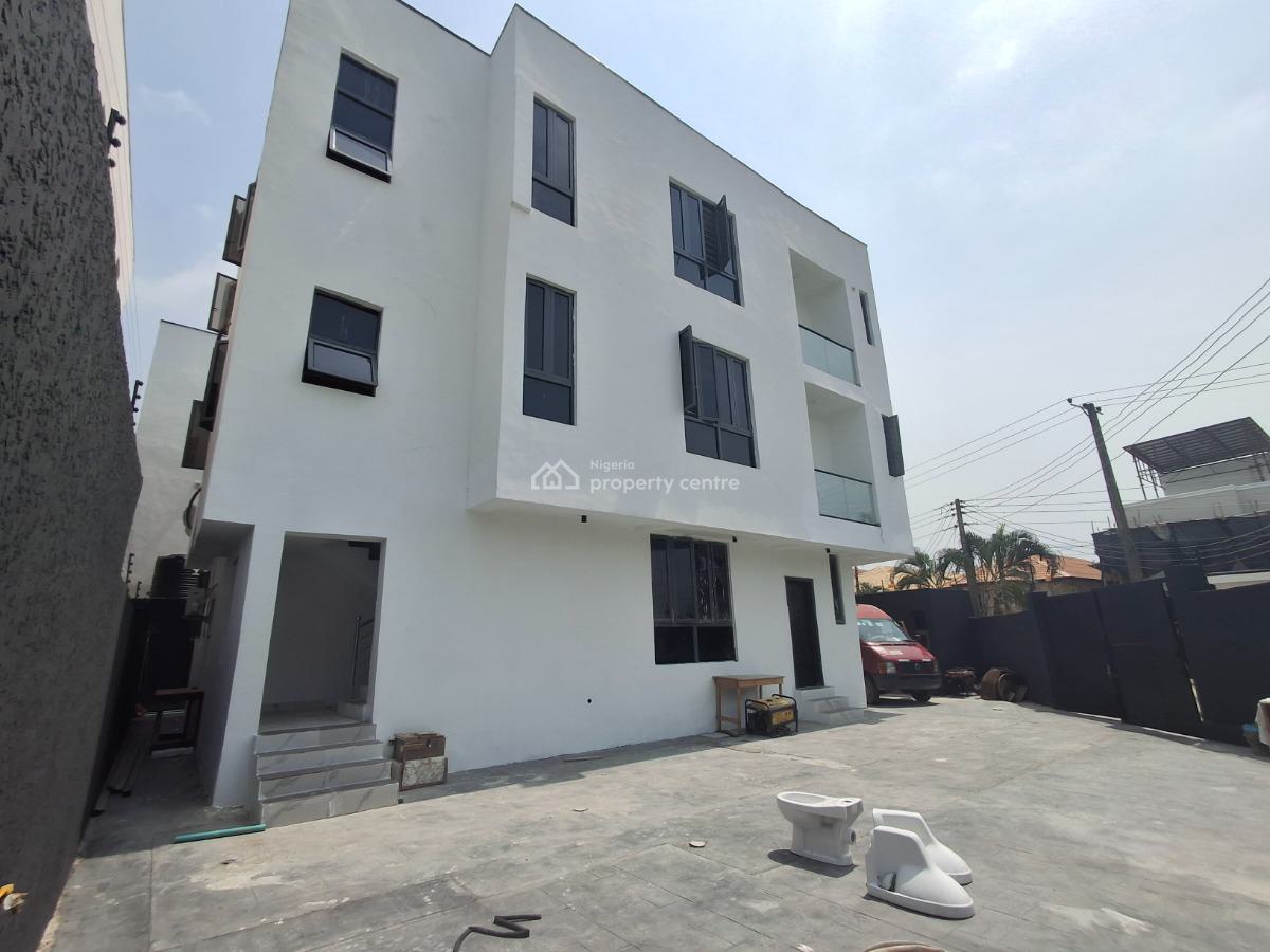 Newly Built 3 Bedroom Flat, Lekki Phase 1, Lekki, Lagos, Flat / Apartment for Rent