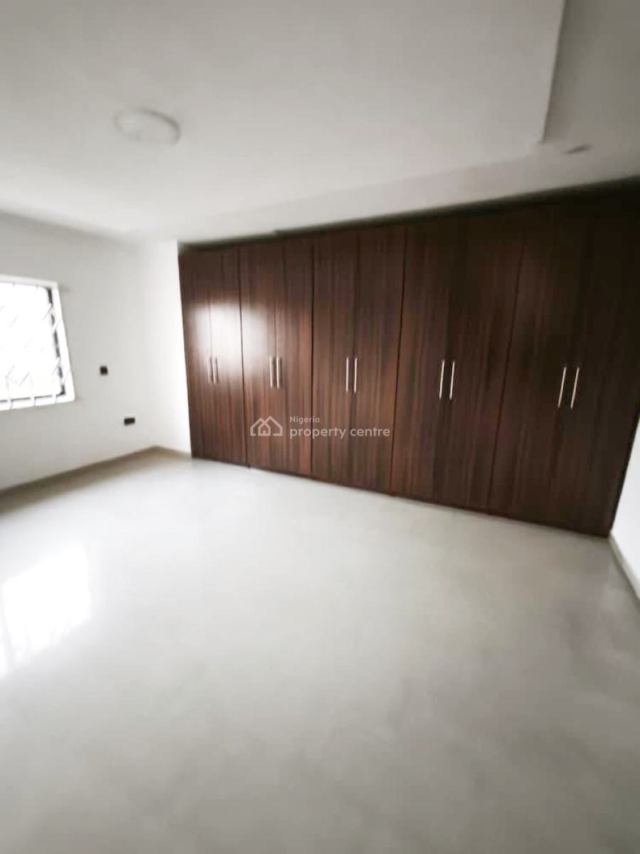 Luxury 3 Bedroom Flat, Ikeja Gra, Ikeja, Lagos, Flat / Apartment for Rent