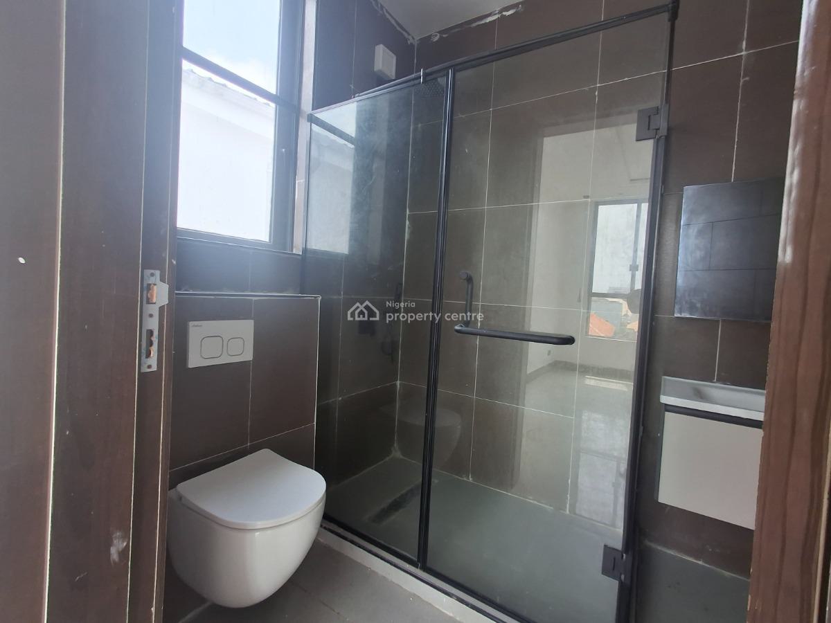 5 Bedroom Detached House with Bq, Lekki Phase 1, Lekki, Lagos, Detached Duplex for Sale