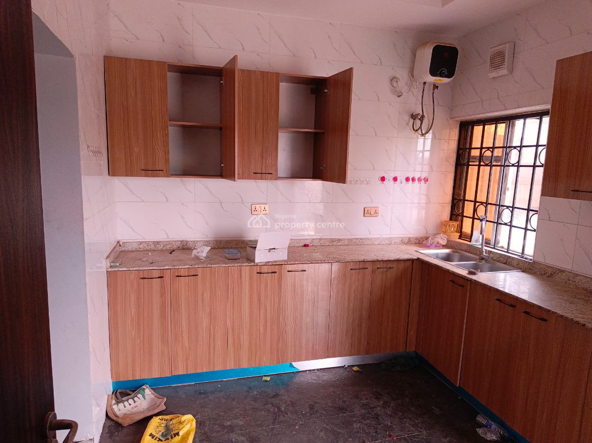 Clean 2 Bedrooms in an Estate, Idu Industrial, Abuja, Flat / Apartment for Rent