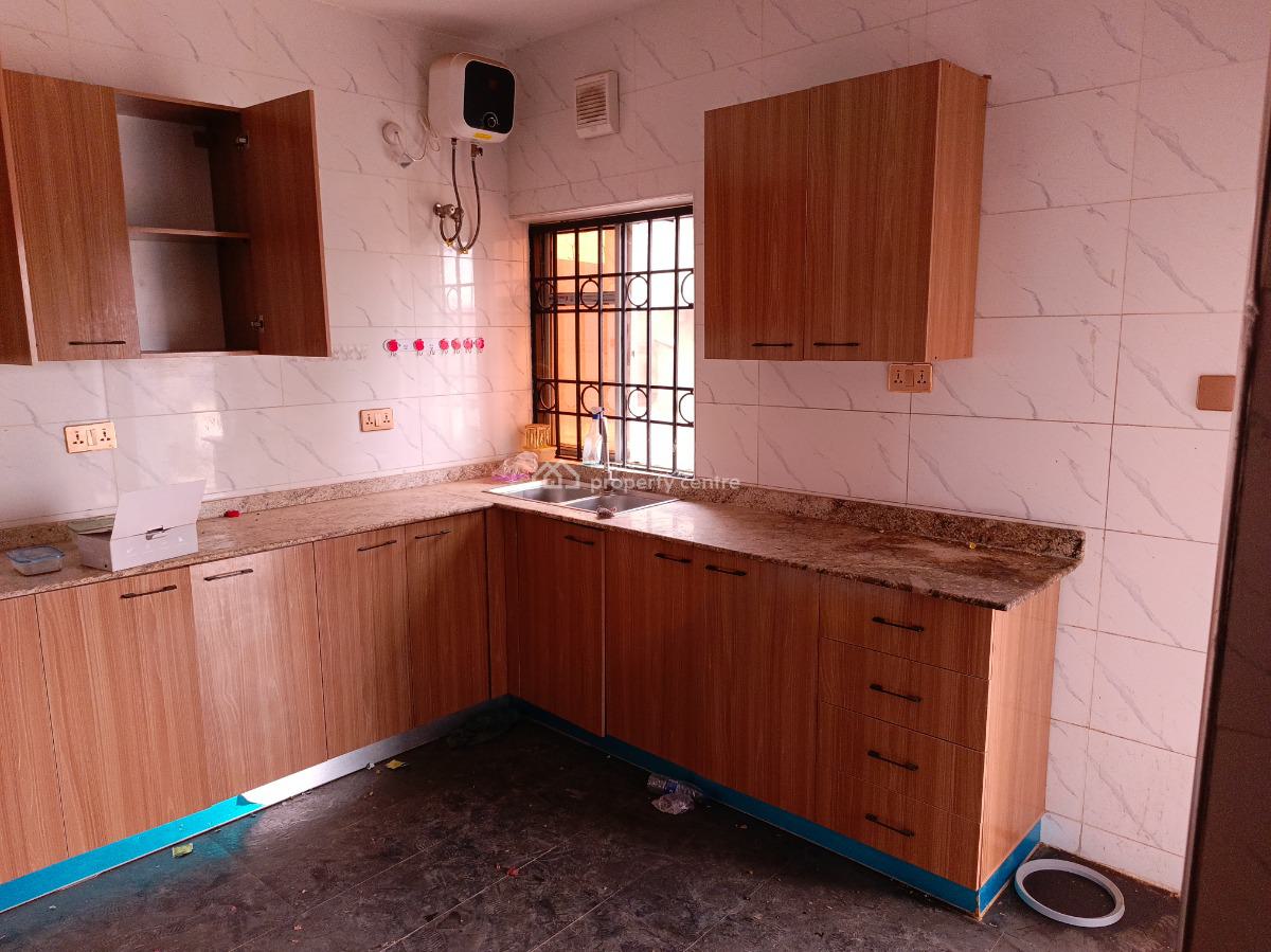 Clean 2 Bedrooms in an Estate, Idu Industrial, Abuja, Flat / Apartment for Rent