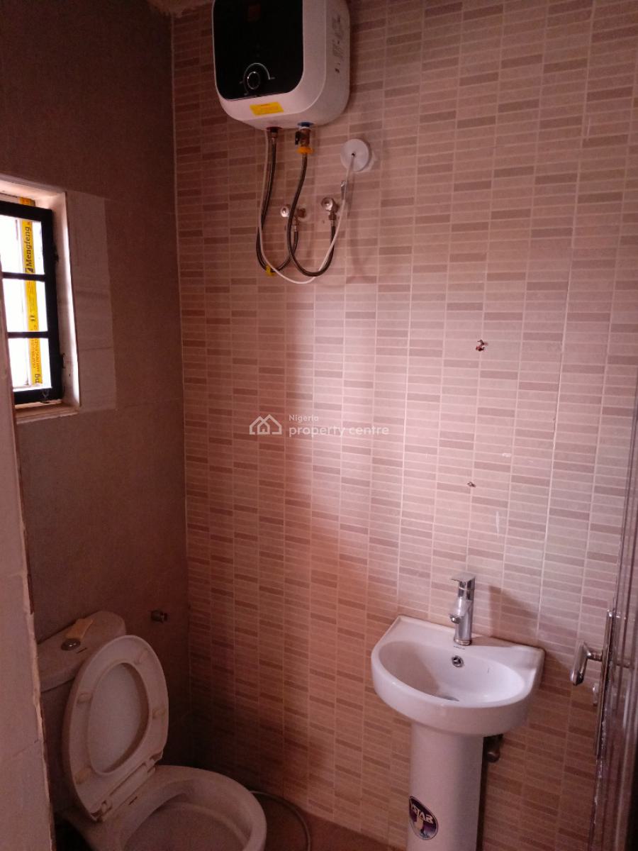 Clean 2 Bedrooms in an Estate, Idu Industrial, Abuja, Flat / Apartment for Rent