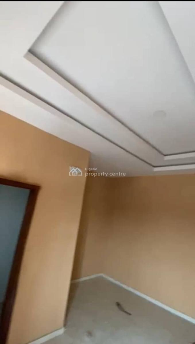 Lovely Sweet Room Self Contain, Onike, Yaba, Lagos, Self Contain (single Rooms) for Rent