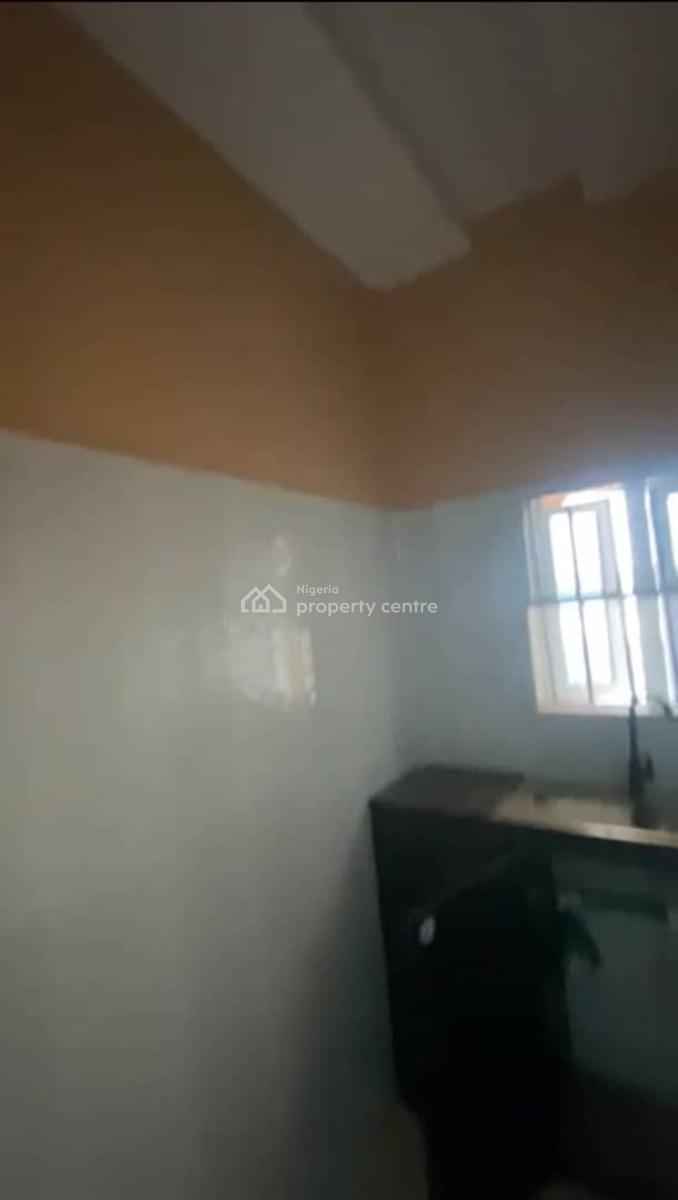 Lovely Sweet Room Self Contain, Onike, Yaba, Lagos, Self Contain (single Rooms) for Rent