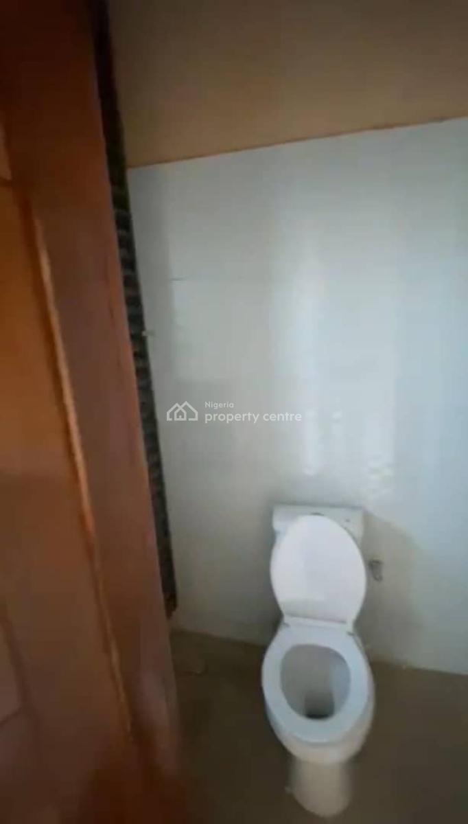 Lovely Sweet Room Self Contain, Onike, Yaba, Lagos, Self Contain (single Rooms) for Rent