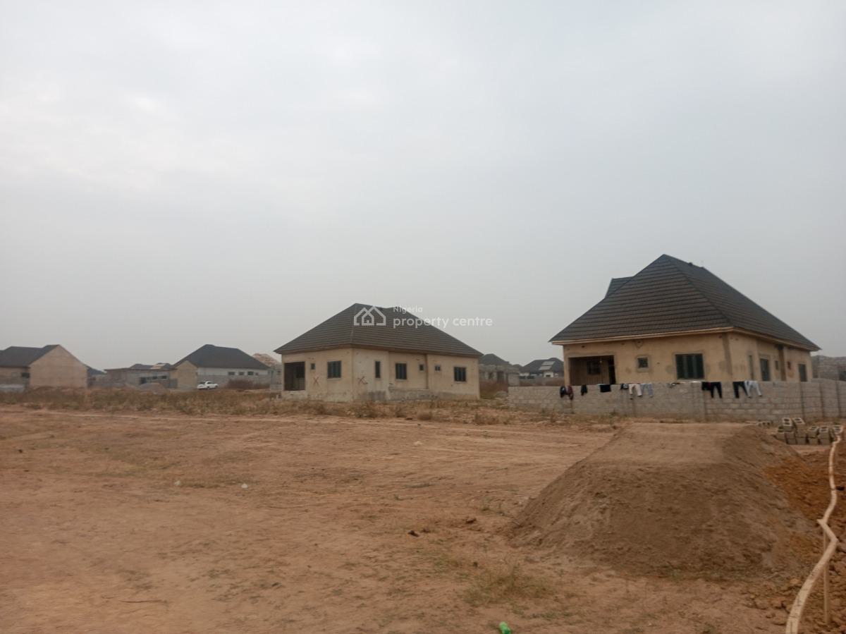 3 Bedroom Semi Detached Bungalow Land, Opposite Anglican Comprehensive College, Jikwoyi, Abuja, Residential Land for Sale