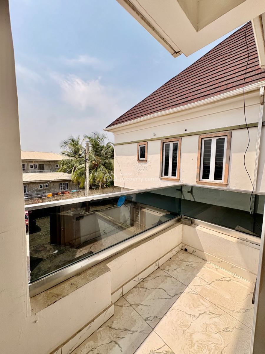 Hot Distress 4 Bedroom Semi Detached Duplex with Bq and a Gatehouse, Near Orchid Roundabout By Lekki 2nd Toll Gate, Lekki, Lagos, Semi-detached Duplex for Sale