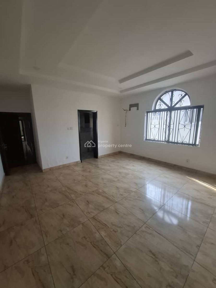 7 Units of 3 Bedroom and 3 Units of 2 Bedrooms, Lekki Phase 1, Lekki, Lagos, House for Rent
