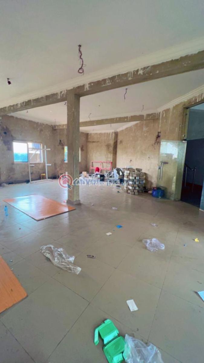 Ground Floor 100sqm Shop Space, Jakande, Lekki, Lagos, Plaza / Complex / Mall for Rent
