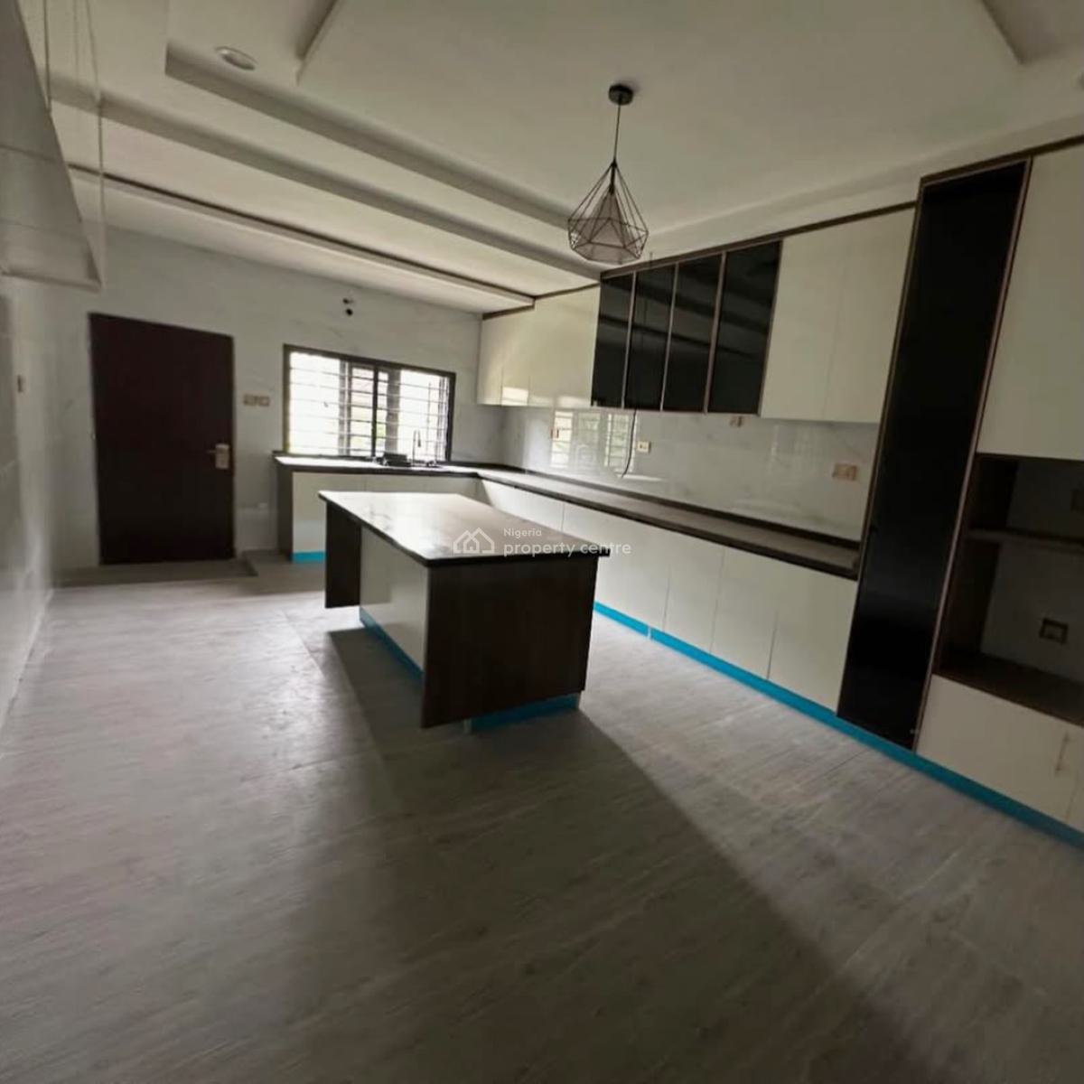 5 Bedrooms Semi-detached Duplex with a Room Bq, Apo Legislative Quarters, Apo, Abuja, Semi-detached Duplex for Sale