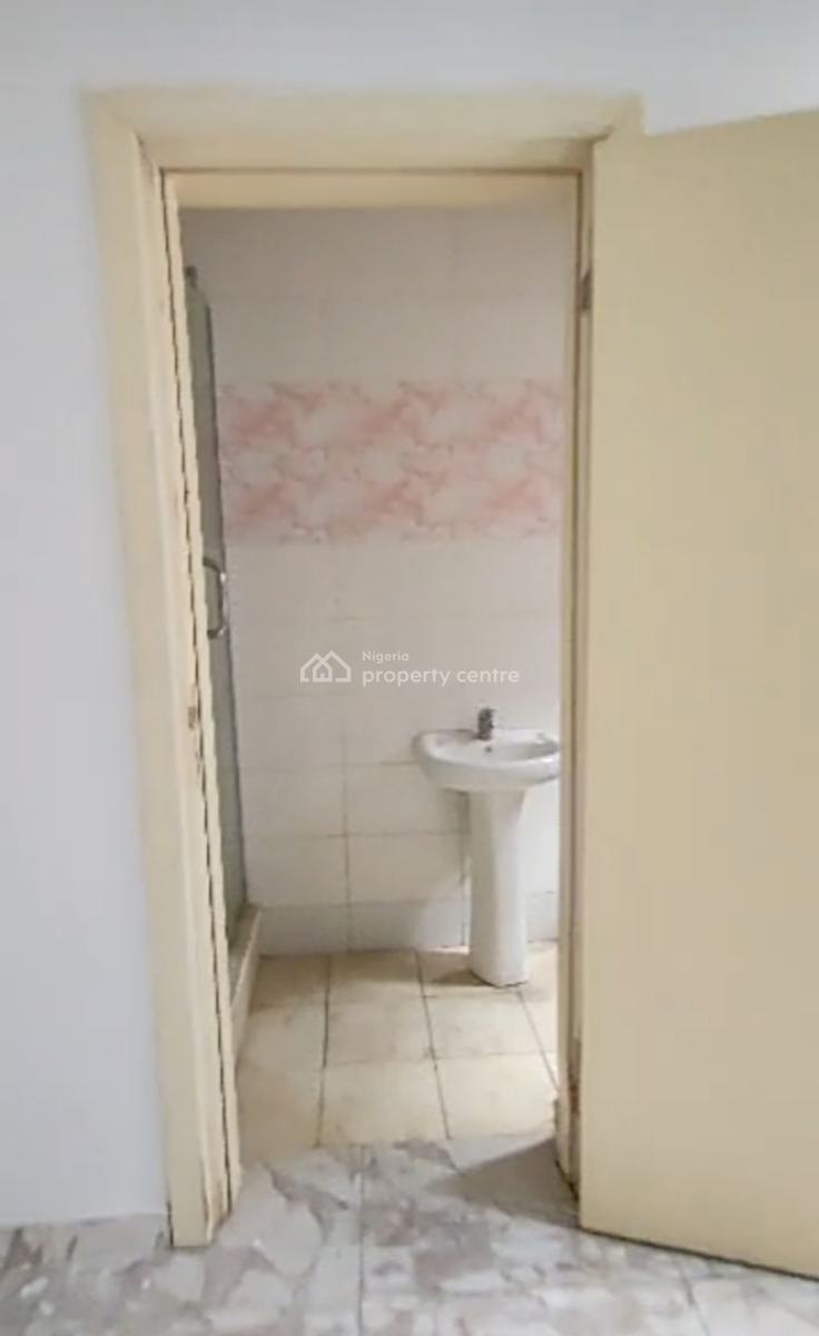 Downstairs Bedroom in a Shared Apartment { Video}, Royal View Estate, Ikota, Lekki, Lagos, Self Contain (single Rooms) for Rent