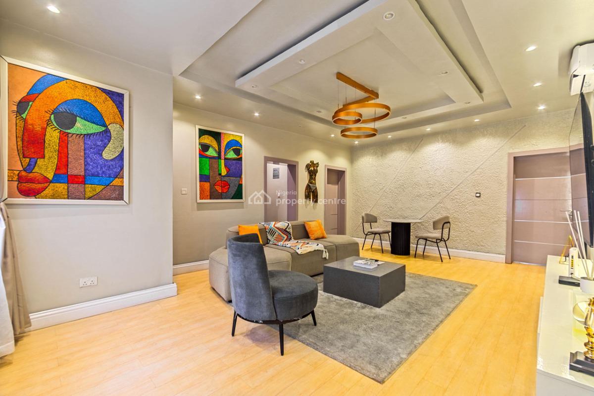 Elegantly Designed 2 Bedroom Apartment with Pool and Speedy Wi-fi, Lekki Phase 1, Lekki, Lagos, Flat / Apartment Short Let