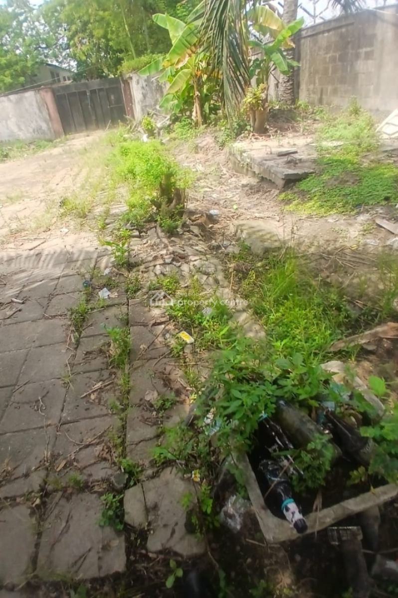 12 Bedroom Detached House on a Land Measuring 3000sqm, Off Bourdilon Road, Old Ikoyi, Ikoyi, Lagos, Detached Duplex for Rent