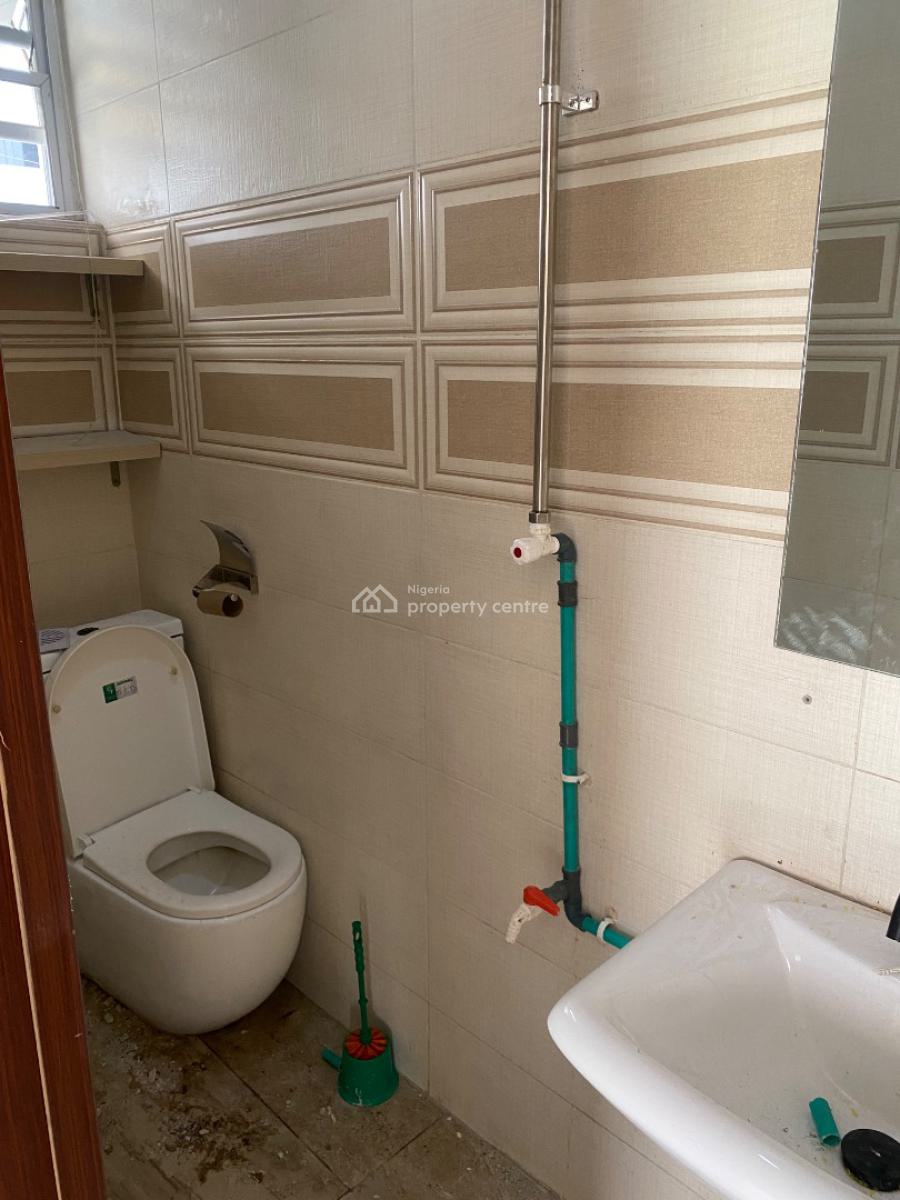 Spacious and Comfortable Beautiful( Studio Room)self Contained, Chevron Alternative at Empire Home Estate, Lekki, Lagos, Semi-detached Duplex for Rent