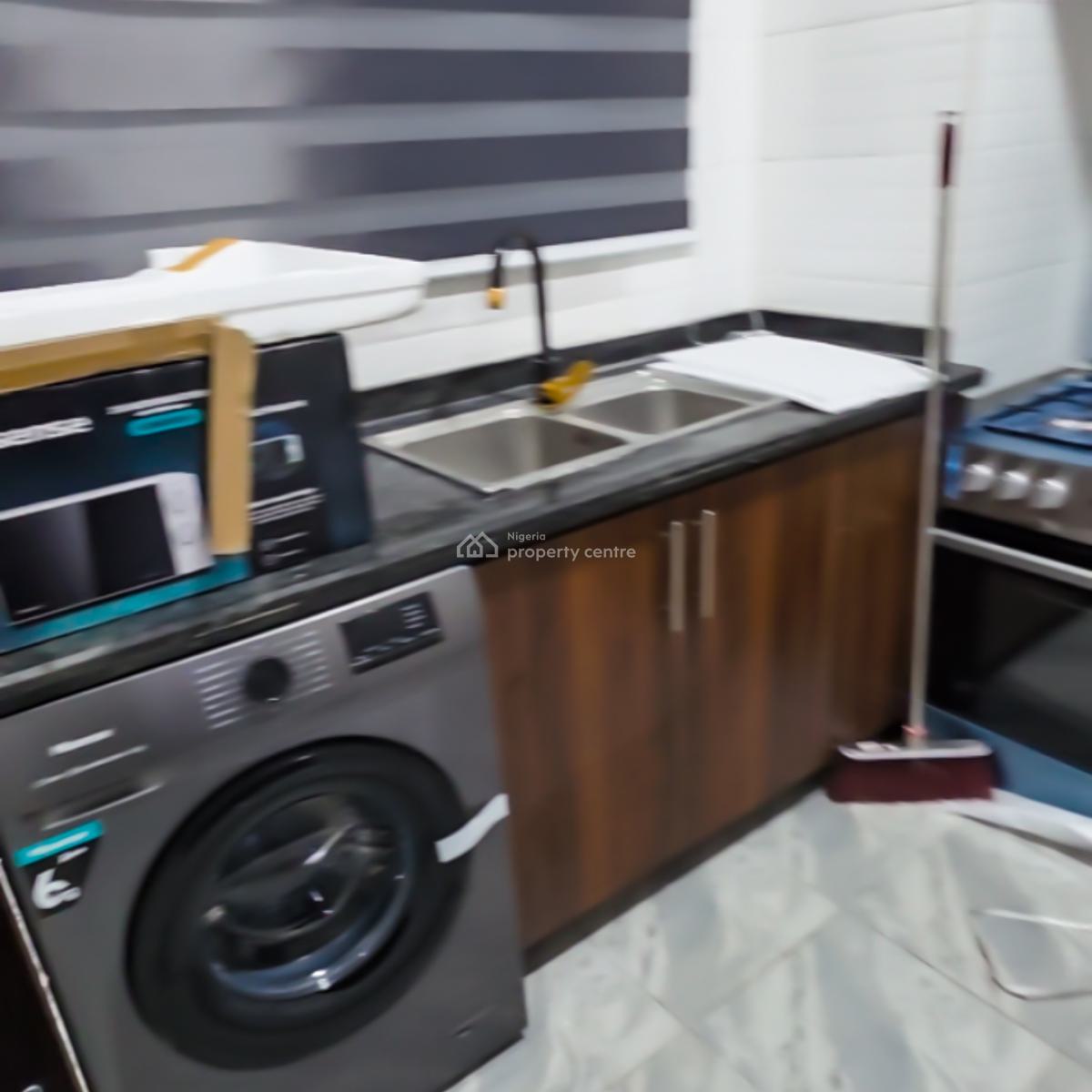 Furnished 2 Bedroom Apartment in an Estate with 24hrs Light, Peter Odili Road, Golf Estate, Trans Amadi, Port Harcourt, Rivers, Flat / Apartment for Rent