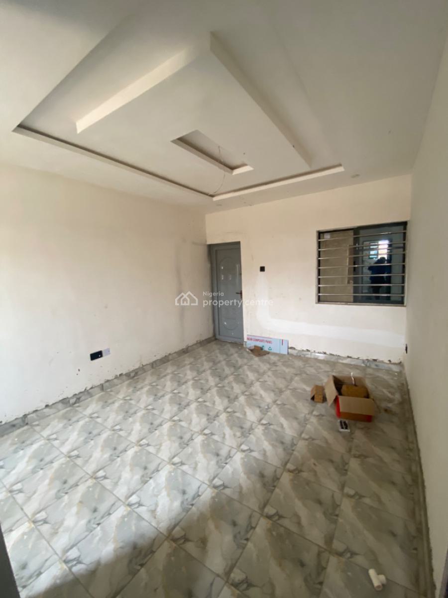 Executive Self Contain Apartment, Shomolu, Lagos, Self Contain (single Rooms) for Sale