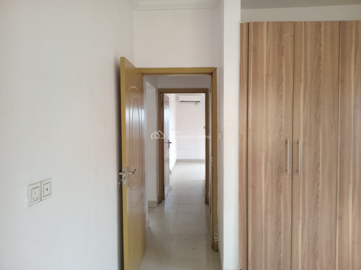 Luxury Two (2) Bedroom Flat in an Estate, Golf Estate, Port Harcourt, Rivers, Block of Flats for Sale