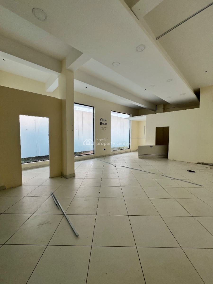 Spacious Office/shop Space, Lekki Phase 1, Lekki, Lagos, Shop for Rent