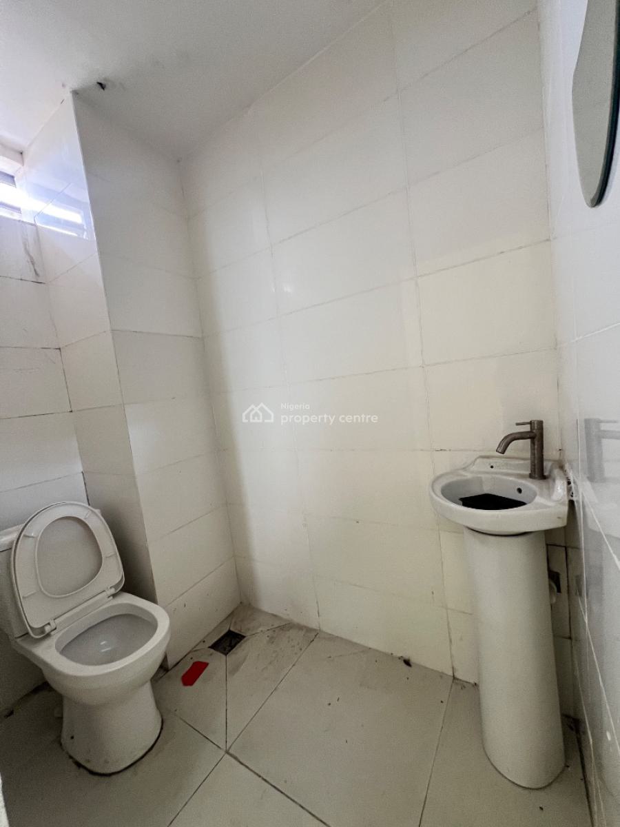 Spacious Office/shop Space, Lekki Phase 1, Lekki, Lagos, Shop for Rent