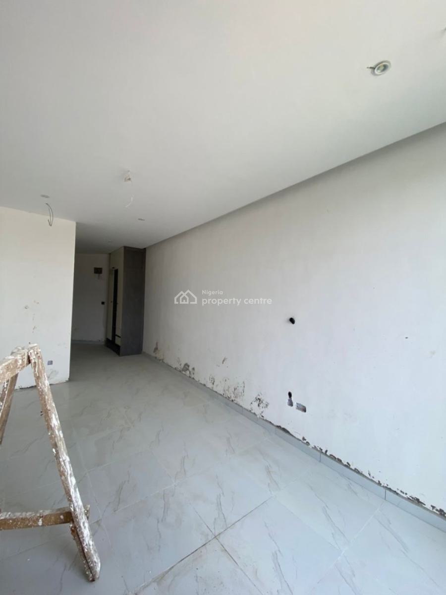 Standard Modern Studio Apartment in a Secured Estate, Freedom Way, Lekki Phase 1, Lekki, Lagos, Flat / Apartment for Sale